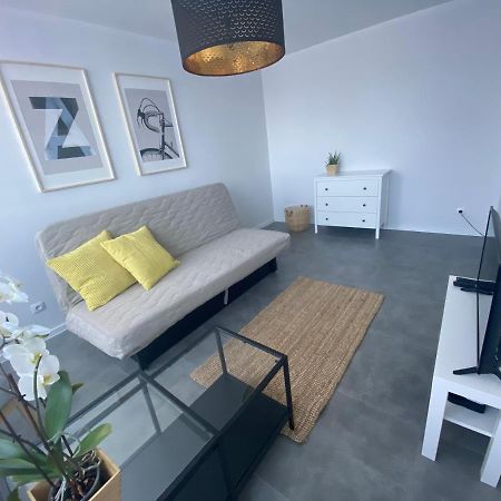 Apartament Os. Jasne 19B Dzierżoniów エクステリア 写真