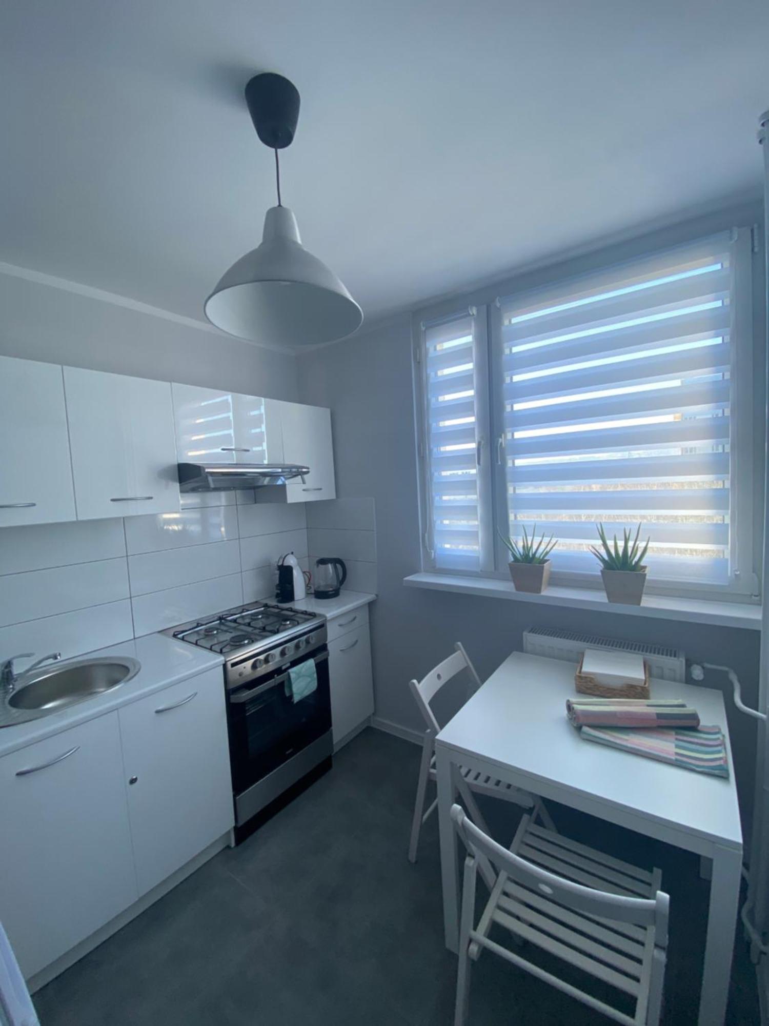 Apartament Os. Jasne 19B Dzierżoniów エクステリア 写真
