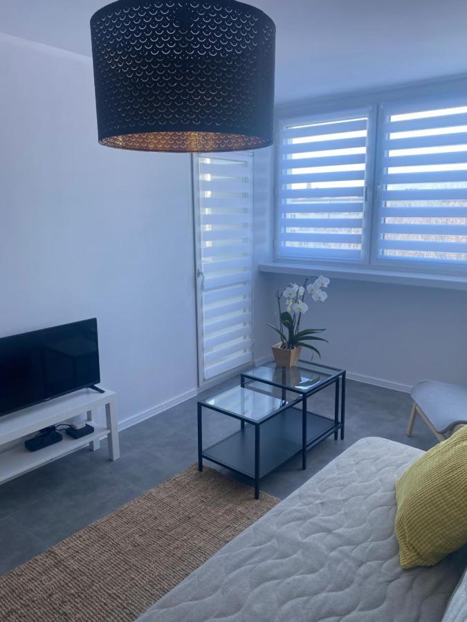 Apartament Os. Jasne 19B Dzierżoniów エクステリア 写真