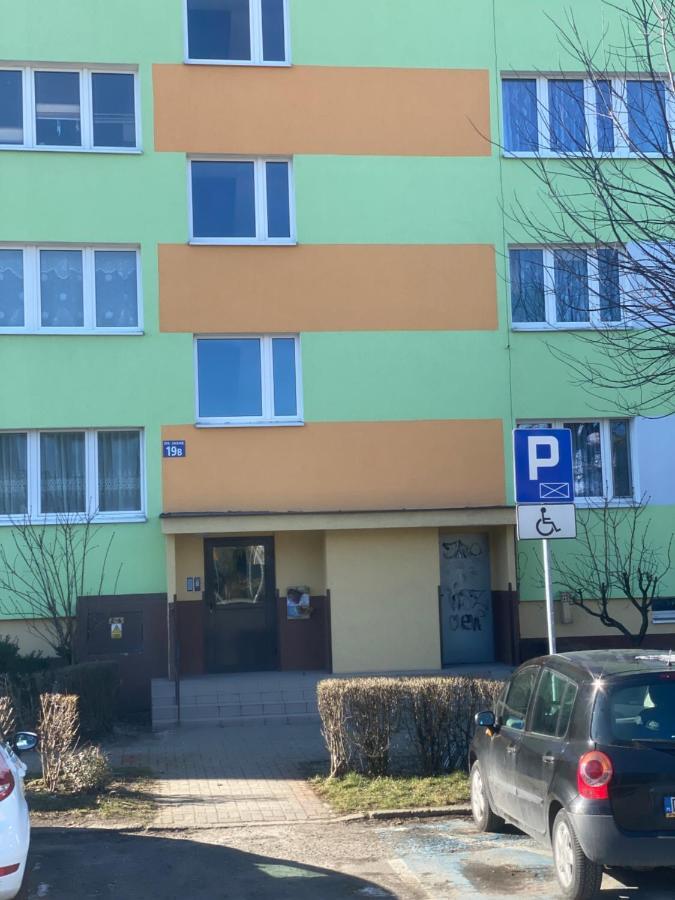 Apartament Os. Jasne 19B Dzierżoniów エクステリア 写真